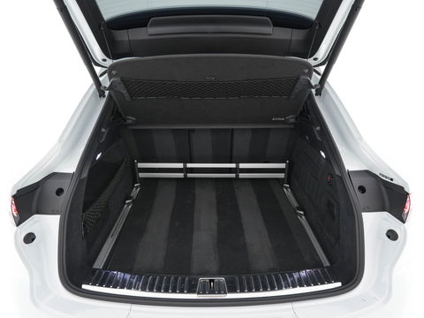 Porsche Cayenne 4.0 Turbo Coupé Aut. *CERAMIC-BRAKES | HEAD-UP | CARBON-PACK | NIGHT-VISION | ADAPTIVE-CRUISE | BLIND-SPOT | SOFT-CLOSE | BURMESTER | LEATHER-FABRIC | MEMORY-PACK | HEATED-SPORTSEATS | TOP-VIEW | KEYLESS | F