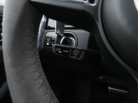 Porsche Cayenne 4.0 Turbo Coupé Aut. *CERAMIC-BRAKES | HEAD-UP | CARBON-PACK | NIGHT-VISION | ADAPTIVE-CRUISE | BLIND-SPOT | SOFT-CLOSE | BURMESTER | LEATHER-FABRIC | MEMORY-PACK | HEATED-SPORTSEATS | TOP-VIEW | KEYLESS | F