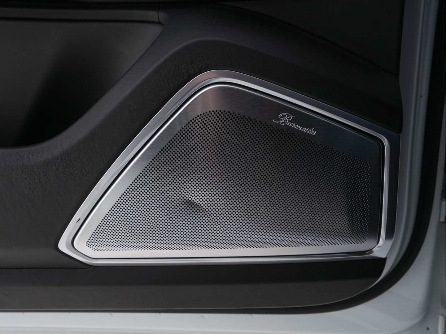 Porsche Cayenne 4.0 Turbo Coupé Aut. *CERAMIC-BRAKES | HEAD-UP | CARBON-PACK | NIGHT-VISION | ADAPTIVE-CRUISE | BLIND-SPOT | SOFT-CLOSE | BURMESTER | LEATHER-FABRIC | MEMORY-PACK | HEATED-SPORTSEATS | TOP-VIEW | KEYLESS | F