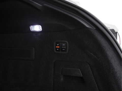 Porsche Cayenne 4.0 Turbo Coupé Aut. *CERAMIC-BRAKES | HEAD-UP | CARBON-PACK | NIGHT-VISION | ADAPTIVE-CRUISE | BLIND-SPOT | SOFT-CLOSE | BURMESTER | LEATHER-FABRIC | MEMORY-PACK | HEATED-SPORTSEATS | TOP-VIEW | KEYLESS | F