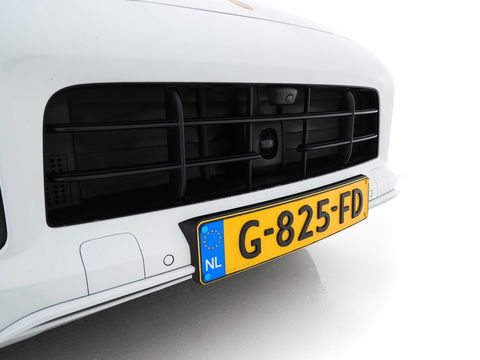 Porsche Cayenne 4.0 Turbo Coupé Aut. *CERAMIC-BRAKES | HEAD-UP | CARBON-PACK | NIGHT-VISION | ADAPTIVE-CRUISE | BLIND-SPOT | SOFT-CLOSE | BURMESTER | LEATHER-FABRIC | MEMORY-PACK | HEATED-SPORTSEATS | TOP-VIEW | KEYLESS | F