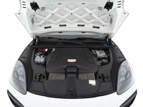 Porsche Cayenne 4.0 Turbo Coupé Aut. *CERAMIC-BRAKES | HEAD-UP | CARBON-PACK | NIGHT-VISION | ADAPTIVE-CRUISE | BLIND-SPOT | SOFT-CLOSE | BURMESTER | LEATHER-FABRIC | MEMORY-PACK | HEATED-SPORTSEATS | TOP-VIEW | KEYLESS | F