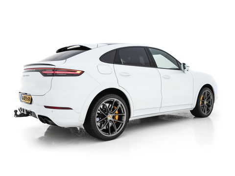 Porsche Cayenne 4.0 Turbo Coupé Aut. *CERAMIC-BRAKES | HEAD-UP | CARBON-PACK | NIGHT-VISION | ADAPTIVE-CRUISE | BLIND-SPOT | SOFT-CLOSE | BURMESTER | LEATHER-FABRIC | MEMORY-PACK | HEATED-SPORTSEATS | TOP-VIEW | KEYLESS | F