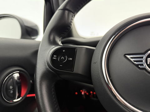 MINI Cooper 1.5 Cooper Business Edition | Pano | Sfeerverl. | Carplay | Cruise | Parkeersens. | Navi | NAP