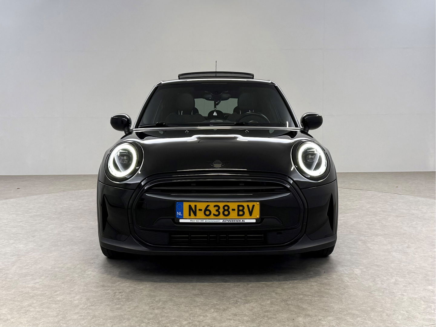 MINI Cooper 1.5 Cooper Business Edition | Pano | Sfeerverl. | Carplay | Cruise | Parkeersens. | Navi | NAP