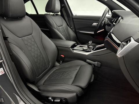 BMW 3-serie 330e eDrive 292PK M-Sport | Pano | HuD | 360° | Sfeer | Virtual | Memory | Adap. Cruise | Carplay | Keyless | NAP