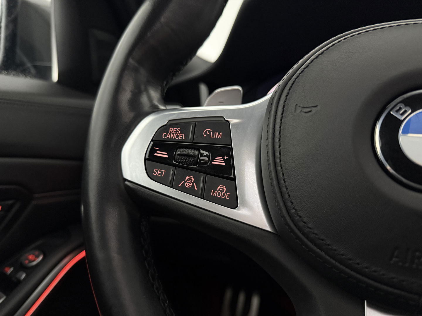 BMW 3-serie 330e eDrive 292PK M-Sport | Pano | HuD | 360° | Sfeer | Virtual | Memory | Adap. Cruise | Carplay | Keyless | NAP