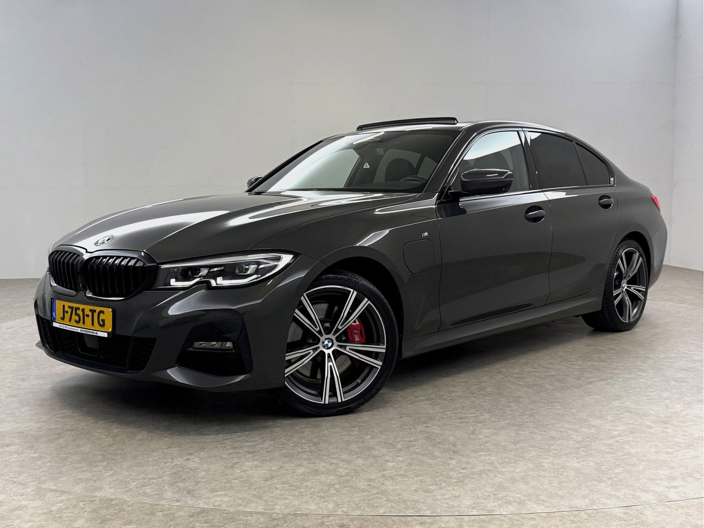 BMW 3-serie 330e eDrive 292PK M-Sport | Pano | HuD | 360° | Sfeer | Virtual | Memory | Adap. Cruise | Carplay | Keyless | NAP
