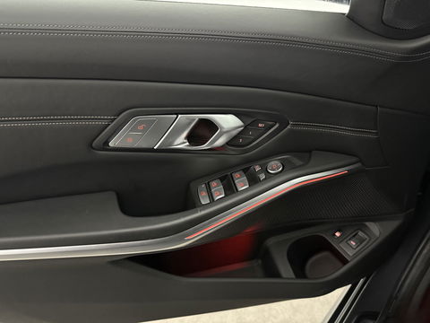 BMW 3-serie 330e eDrive 292PK M-Sport | Pano | HuD | 360° | Sfeer | Virtual | Memory | Adap. Cruise | Carplay | Keyless | NAP