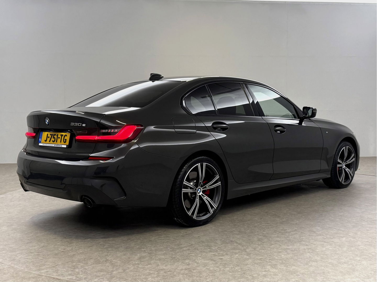 BMW 3-serie 330e eDrive 292PK M-Sport | Pano | HuD | 360° | Sfeer | Virtual | Memory | Adap. Cruise | Carplay | Keyless | NAP