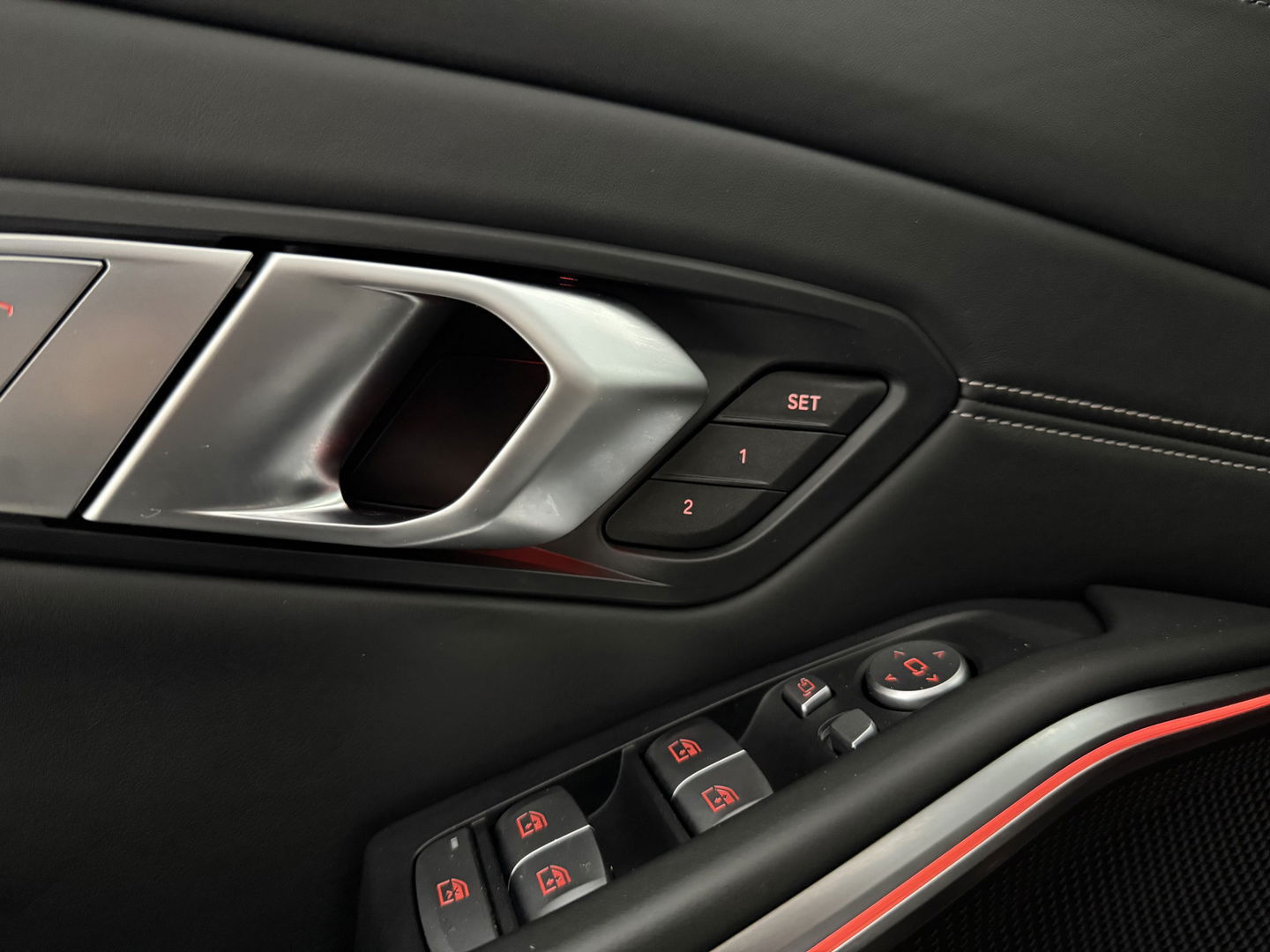 BMW 3-serie 330e eDrive 292PK M-Sport | Pano | HuD | 360° | Sfeer | Virtual | Memory | Adap. Cruise | Carplay | Keyless | NAP