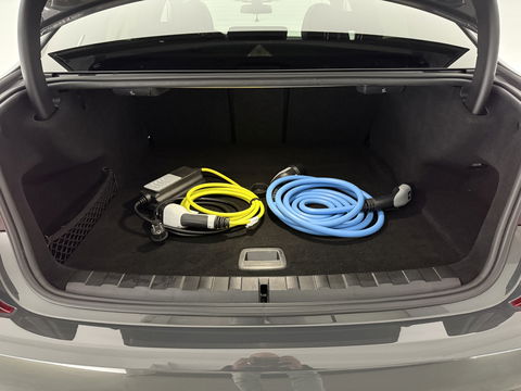 BMW 3-serie 330e eDrive 292PK M-Sport | Pano | HuD | 360° | Sfeer | Virtual | Memory | Adap. Cruise | Carplay | Keyless | NAP