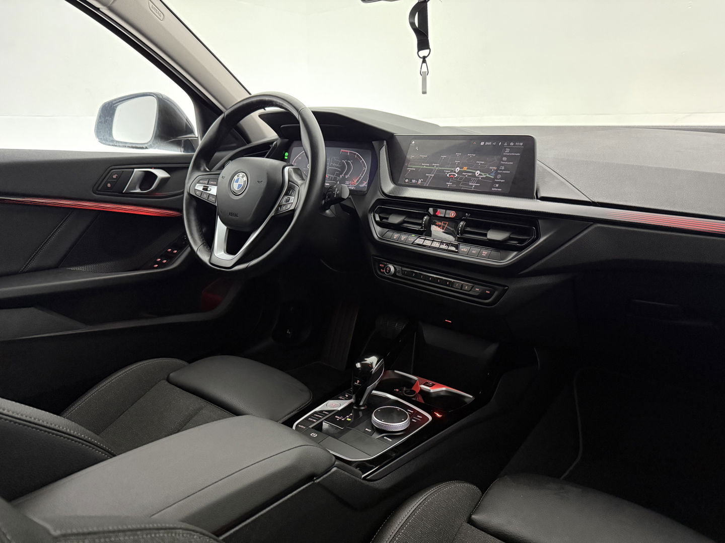 BMW 1-serie 118i | Camera | Sfeer | Virtual | Carplay | Cruise | Parkeersens. | NAP