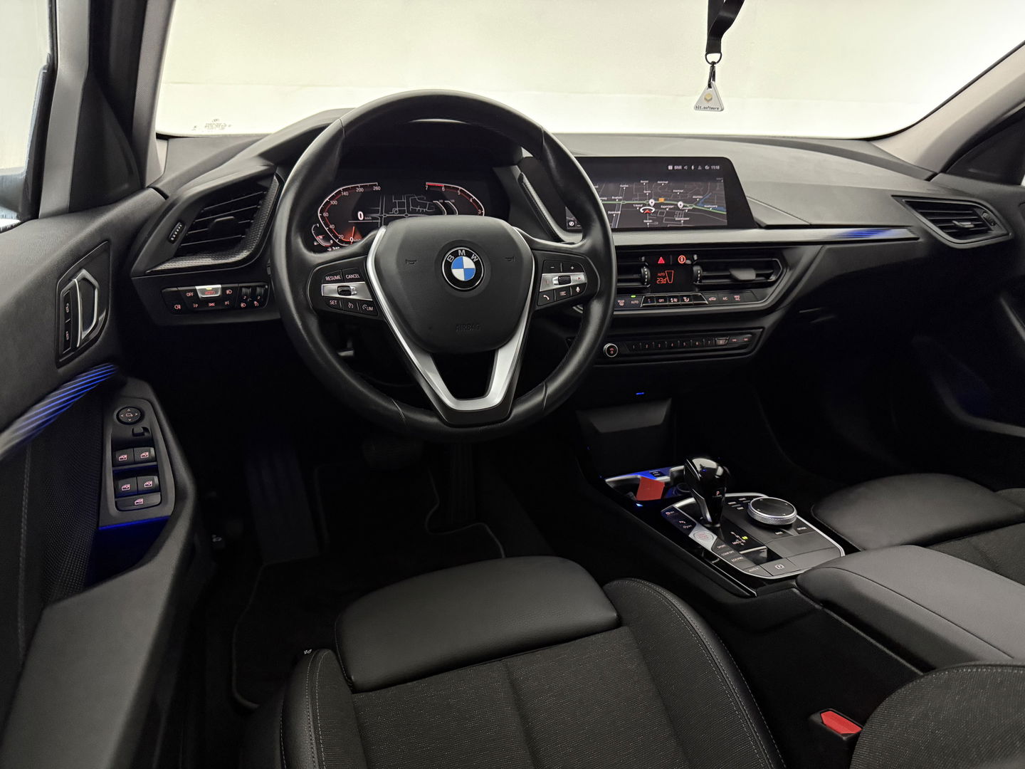 BMW 1-serie 118i | Camera | Sfeer | Virtual | Carplay | Cruise | Parkeersens. | NAP