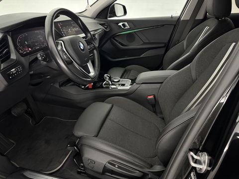 BMW 1-serie 118i | Camera | Sfeer | Virtual | Carplay | Cruise | Parkeersens. | NAP