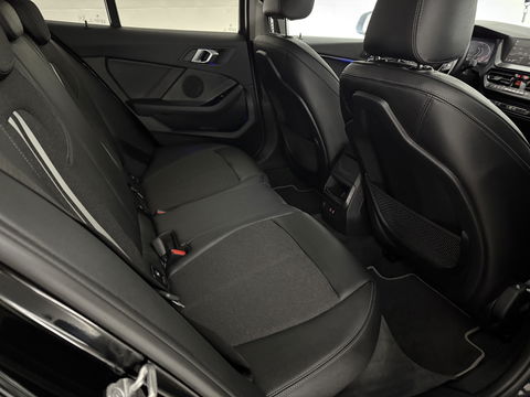 BMW 1-serie 118i | Camera | Sfeer | Virtual | Carplay | Cruise | Parkeersens. | NAP