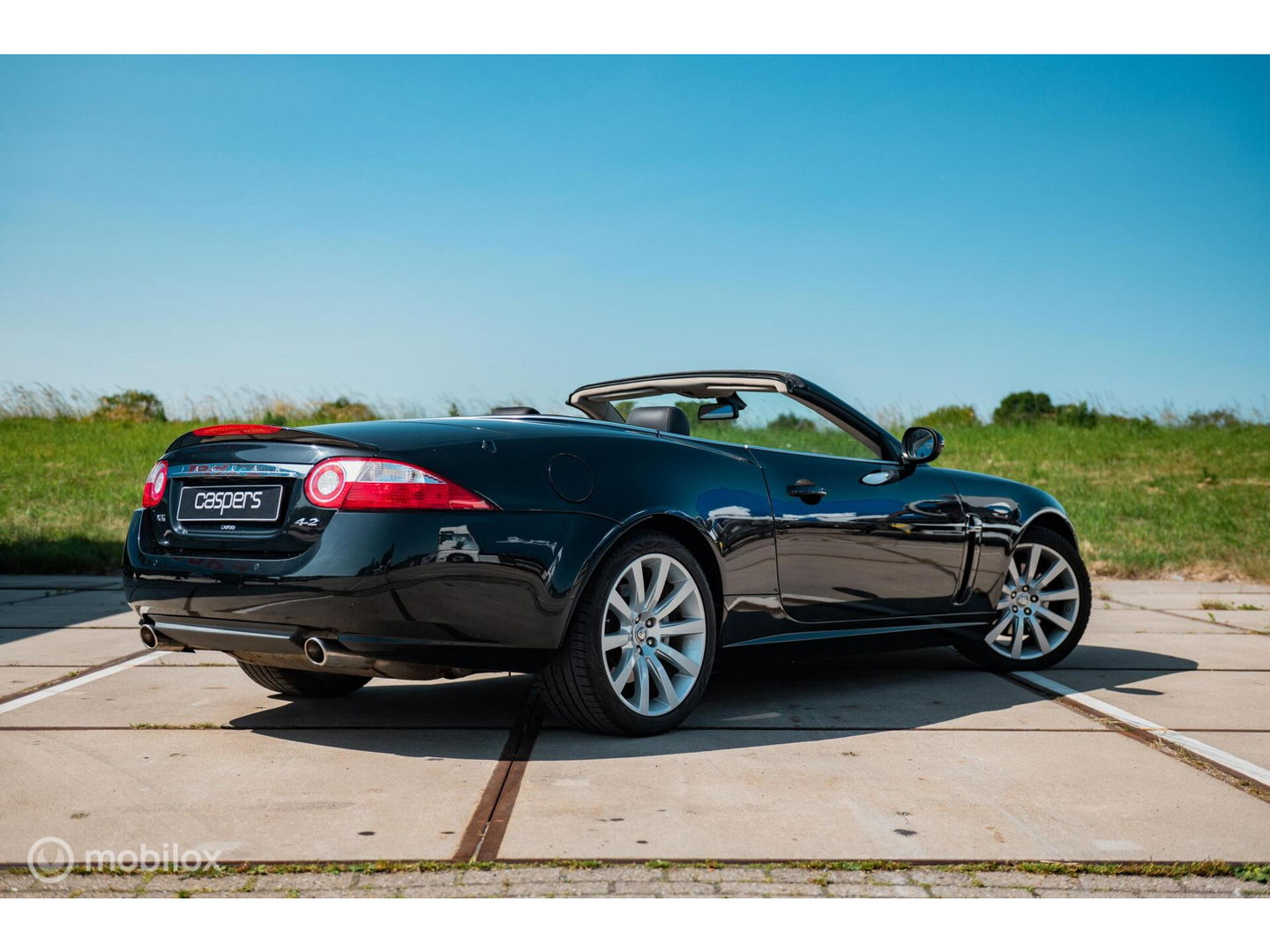 Jaguar XK 4.2 V8 Convertible - NL AUTO - Youngtimer