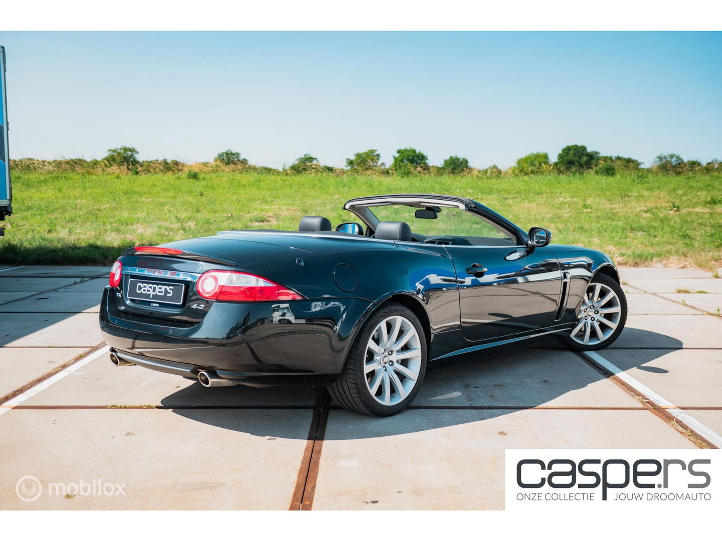 Jaguar XK 4.2 V8 Convertible - NL AUTO - Youngtimer