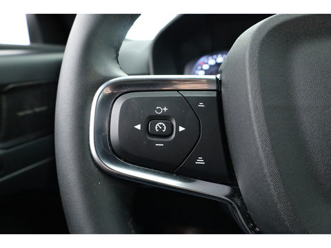 Volvo XC40 1.5 T4 Plug-in hybrid Plus Dark | Facelift | 5.846km | Tailord Wool | H&K Audio | elek. stoelen | ACC |