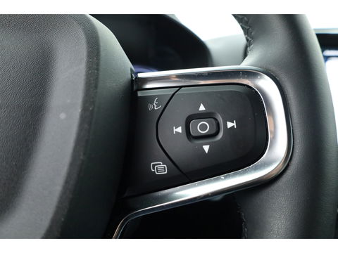 Volvo XC40 1.5 T4 Plug-in hybrid Plus Dark | Facelift | 5.846km | Tailord Wool | H&K Audio | elek. stoelen | ACC |