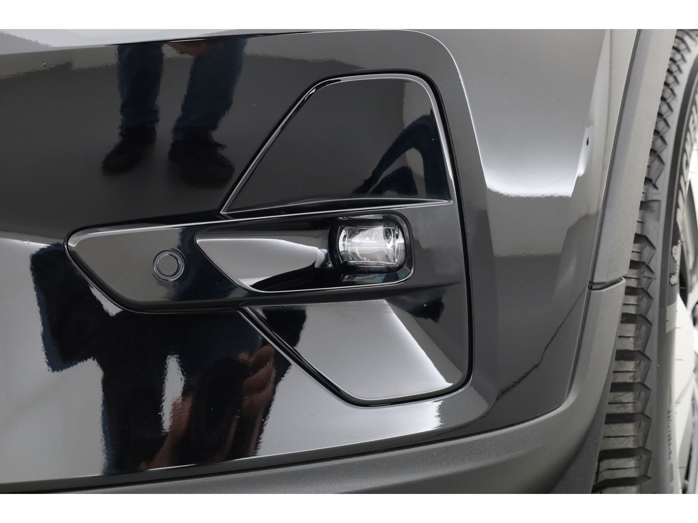 Volvo XC40 1.5 T4 Plug-in hybrid Plus Dark | Facelift | 5.846km | Tailord Wool | H&K Audio | elek. stoelen | ACC |