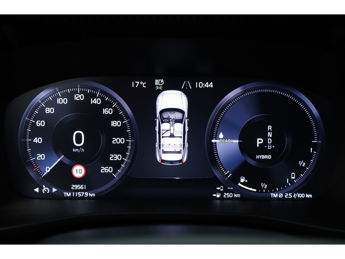 Volvo XC40 1.5 T5 Plug-in hybrid Plus Bright | Facelift | Trekhaak | H&K Audio | elek. stoelen + verwarm. |