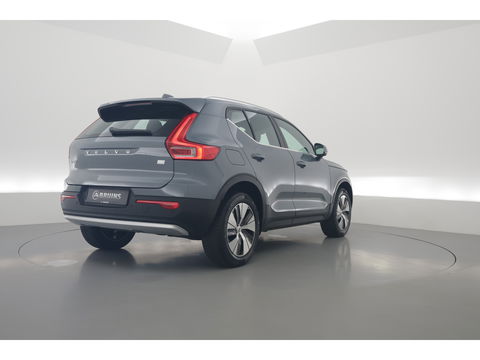 Volvo XC40 1.5 T5 Plug-in hybrid Plus Bright | Facelift | Trekhaak | H&K Audio | elek. stoelen + verwarm. |