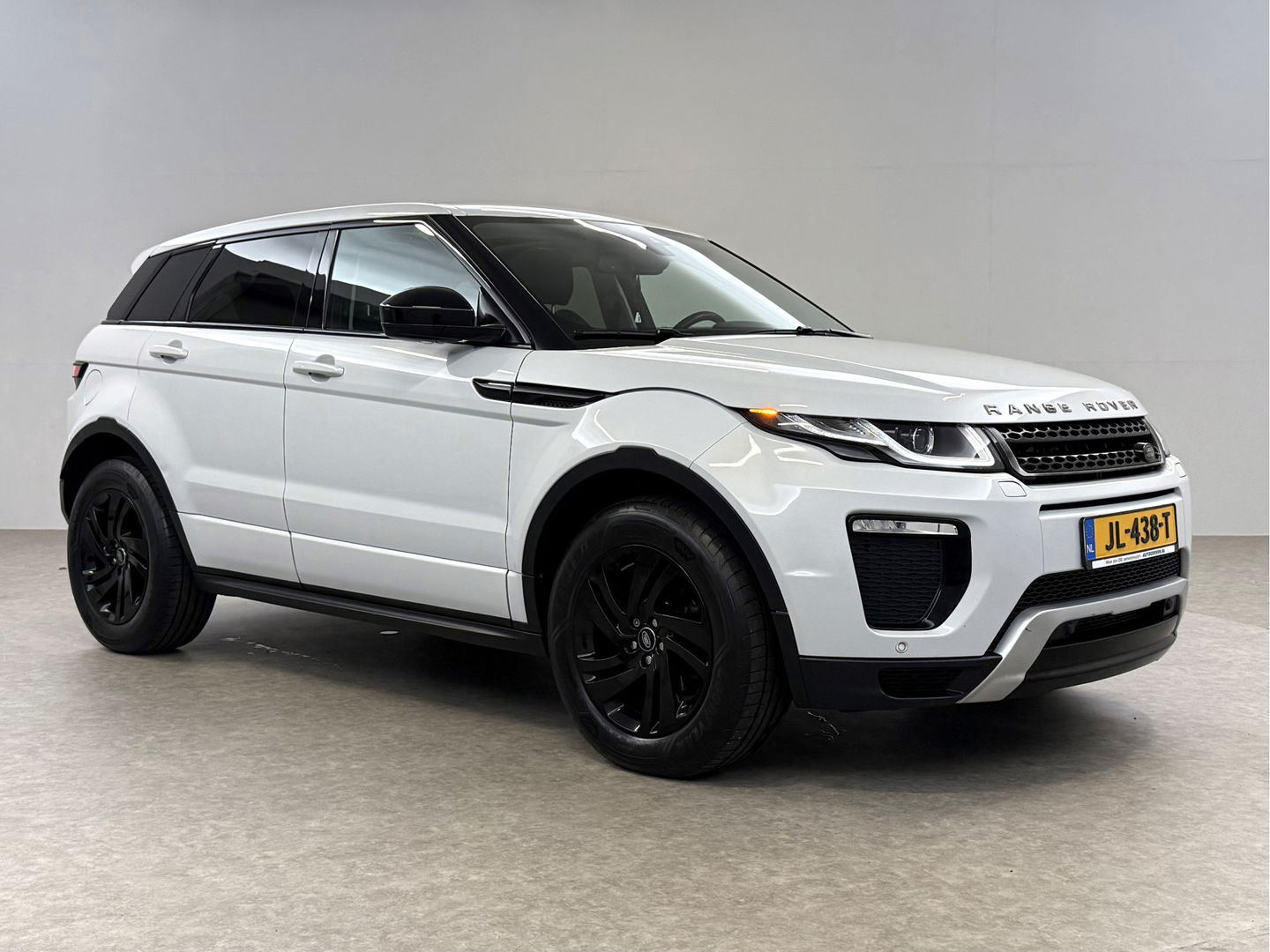 Land Rover Range Rover Evoque 2.0 eD4 Urban Series SE Dynamic | Pano | Camera | Cruise | Memory | Stoel/Stuur verw. | Navi | Keyless | NAP