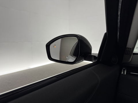 Land Rover Range Rover Evoque 2.0 eD4 Urban Series SE Dynamic | Pano | Camera | Cruise | Memory | Stoel/Stuur verw. | Navi | Keyless | NAP