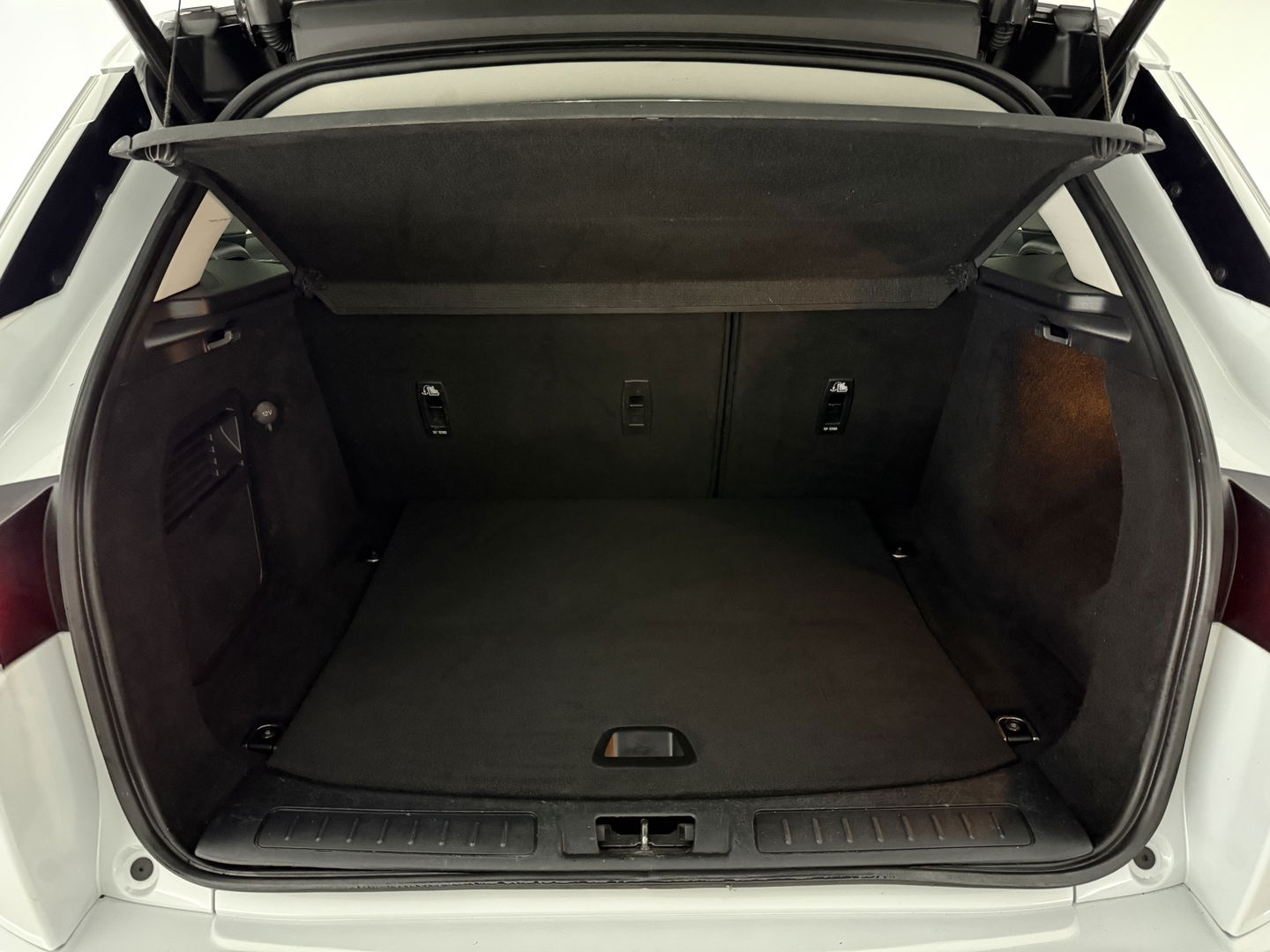 Land Rover Range Rover Evoque 2.0 eD4 Urban Series SE Dynamic | Pano | Camera | Cruise | Memory | Stoel/Stuur verw. | Navi | Keyless | NAP