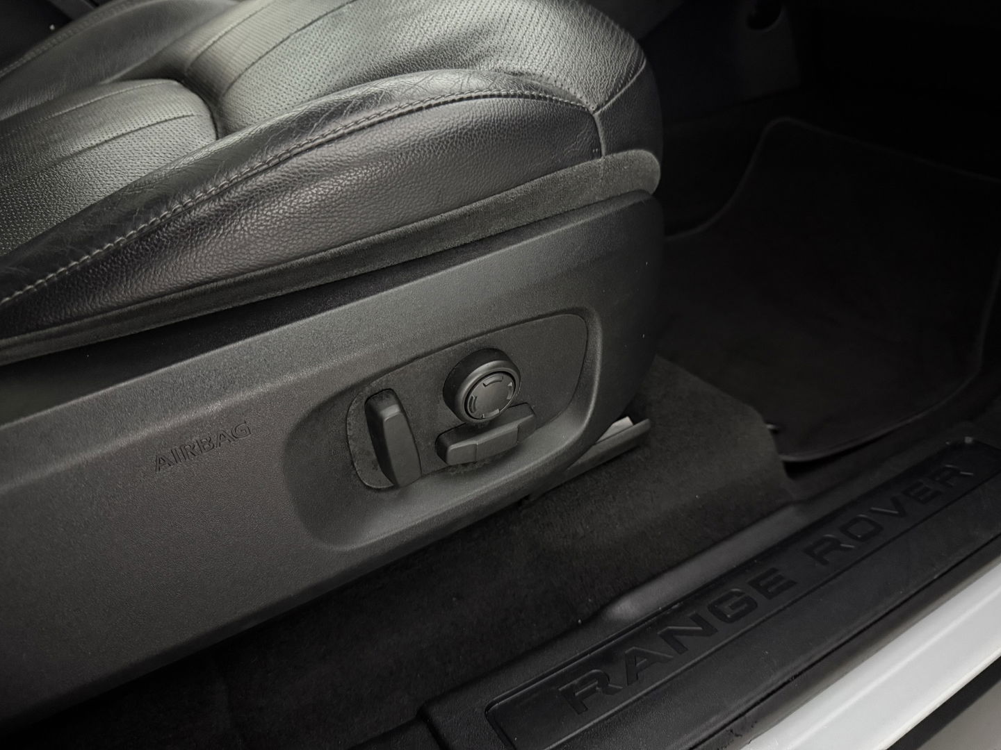 Land Rover Range Rover Evoque 2.0 eD4 Urban Series SE Dynamic | Pano | Camera | Cruise | Memory | Stoel/Stuur verw. | Navi | Keyless | NAP