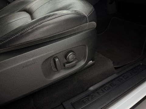 Land Rover Range Rover Evoque 2.0 eD4 Urban Series SE Dynamic | Pano | Camera | Cruise | Memory | Stoel/Stuur verw. | Navi | Keyless | NAP
