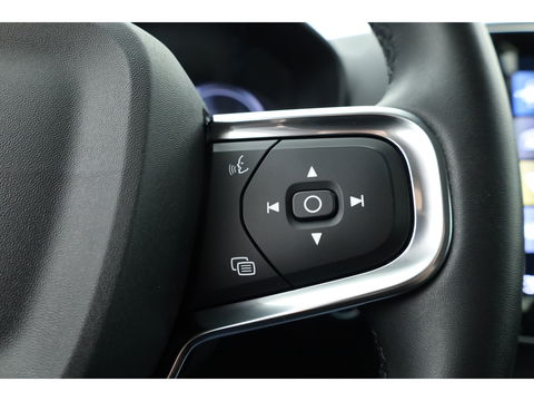 Volvo XC40 1.5 T5 Plug-in hybrid Plus Dark | Facelift | Leer | ACC | H&K Audio | elek. stoelen | Blis |