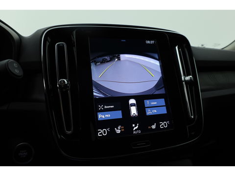 Volvo XC40 1.5 T5 Plug-in hybrid Plus Dark | Facelift | Leer | ACC | H&K Audio | elek. stoelen | Blis |