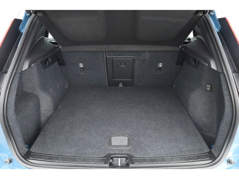 Volvo XC40 1.5 T5 Plug-in hybrid Plus Dark | Facelift | Leer | ACC | H&K Audio | elek. stoelen | Blis |