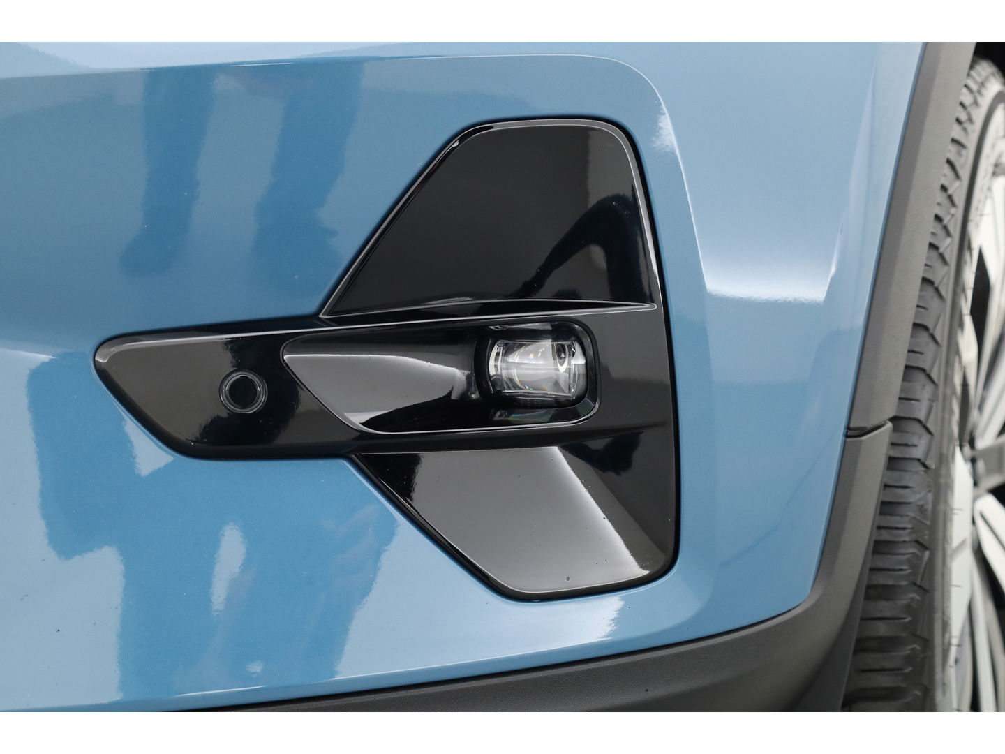 Volvo XC40 1.5 T5 Plug-in hybrid Plus Dark | Facelift | Leer | ACC | H&K Audio | elek. stoelen | Blis |