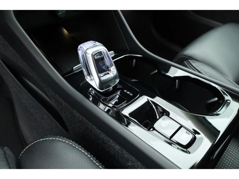 Volvo XC40 1.5 T5 Plug-in hybrid Plus Dark | Facelift | Leer | ACC | H&K Audio | elek. stoelen | Blis |