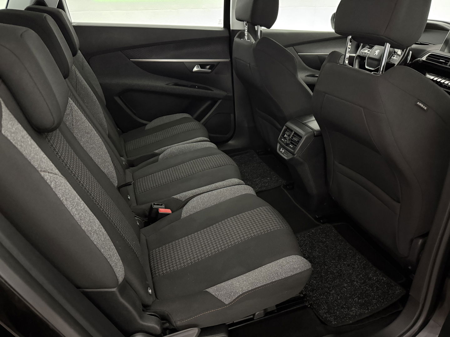 Peugeot 5008 1.2 PureTech 7p. | 360° Camera | Virtual | Cruise | Navi | Carplay | Parkeersens. | NAP