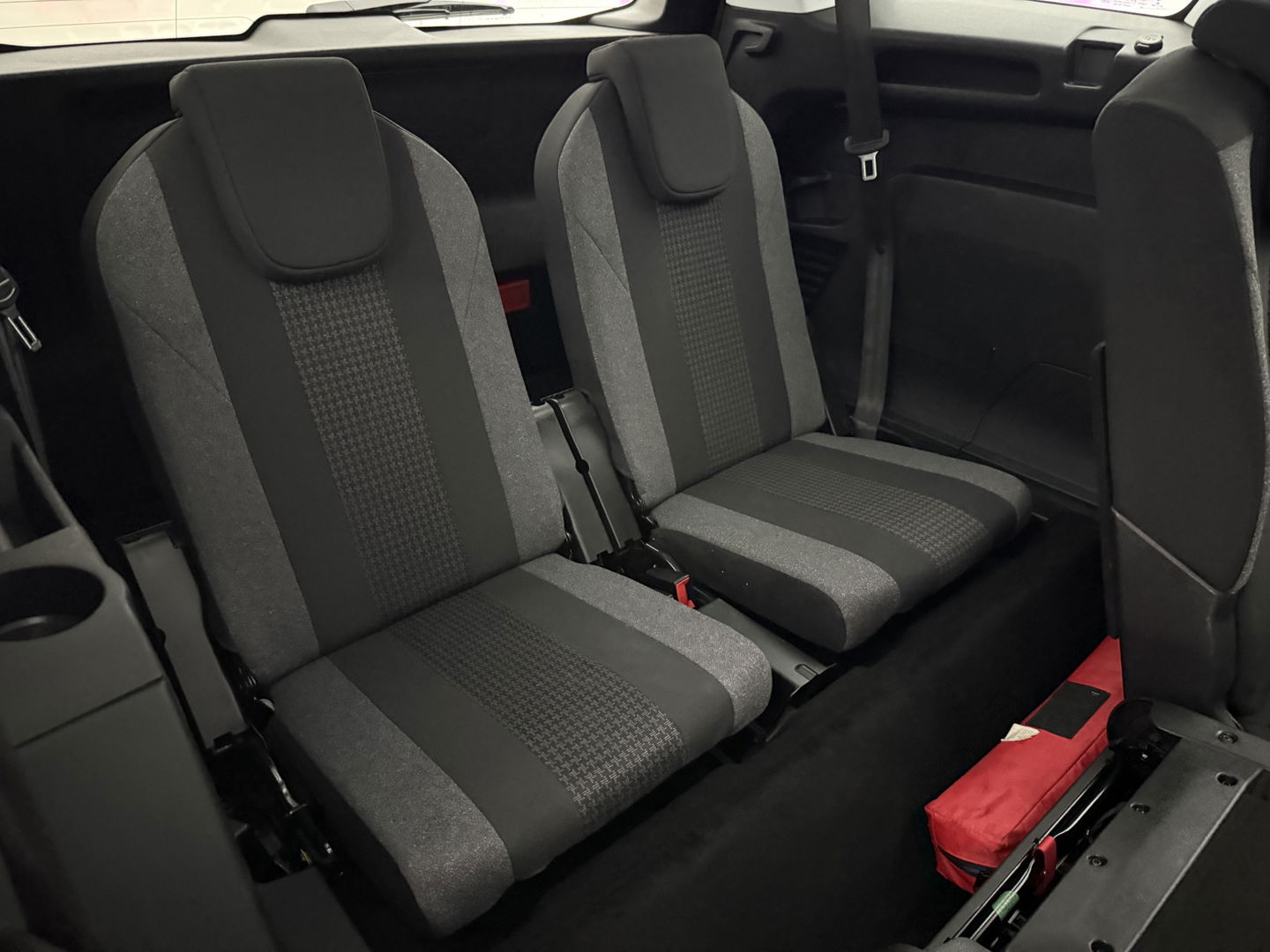 Peugeot 5008 1.2 PureTech 7p. | 360° Camera | Virtual | Cruise | Navi | Carplay | Parkeersens. | NAP