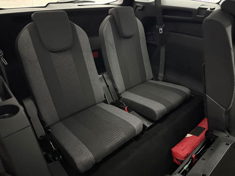 Peugeot 5008 1.2 PureTech 7p. | 360° Camera | Virtual | Cruise | Navi | Carplay | Parkeersens. | NAP