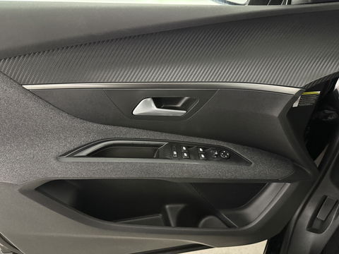 Peugeot 5008 1.2 PureTech 7p. | 360° Camera | Virtual | Cruise | Navi | Carplay | Parkeersens. | NAP