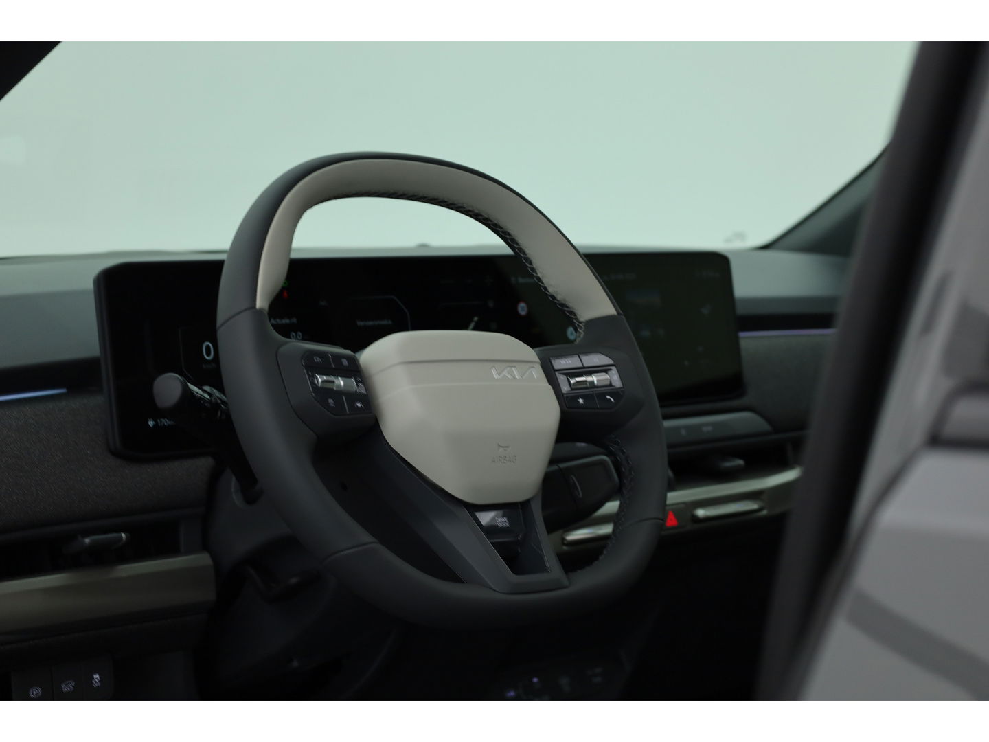 Kia EV3 GT-Line 81.4 kWh | Pano | HUD | Stoelventi. | Harman Kardon | 360cam | Vehicle-to-load