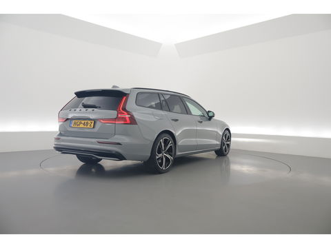 Volvo V60 2.0 B4 Plus Dark | Pano | Dodehoek | H&K | Adapt. Cruise | CarPlay | Trekhaak | All Season