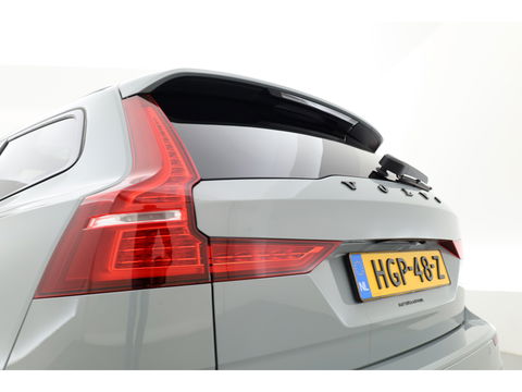 Volvo V60 2.0 B4 Plus Dark | Pano | Dodehoek | H&K | Adapt. Cruise | CarPlay | Trekhaak | All Season