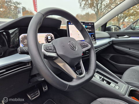Volkswagen Golf 1.5 eTSI Goal, Automaat, Navi, All Season