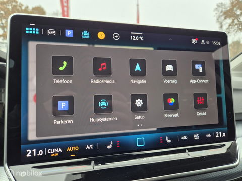 Volkswagen Golf 1.5 eTSI Goal, Automaat, Navi, All Season