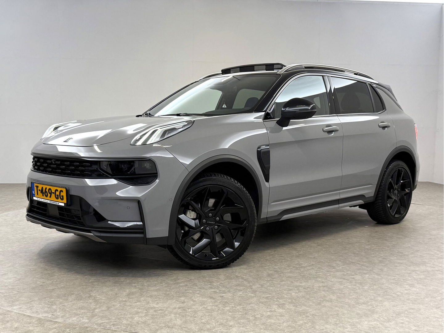 Lynk Co 01 1.5 | Nardo Grey | Pano | 360° | Memory | Sfeerverl. | Carplay | Virtual | Keyless | NAP
