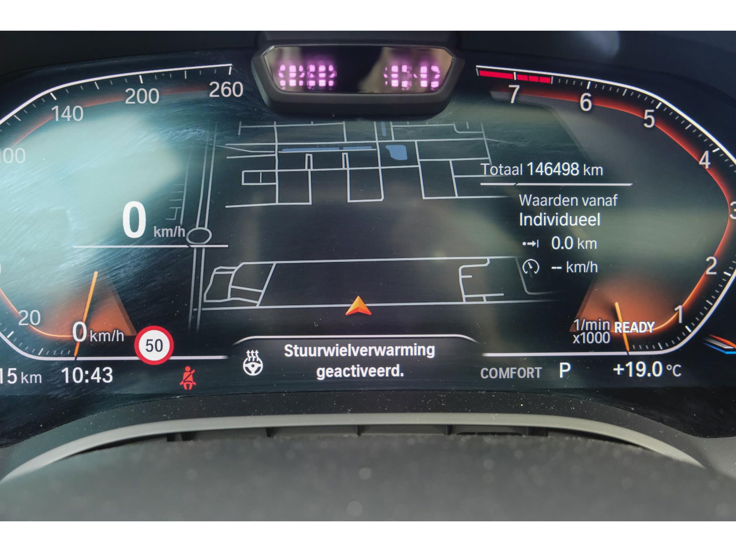 BMW 8 Serie Gran Coupé 840i 333pk M-sport xDrive Panoramadak M8 seats Bowers&Wilkins Stoelkoeling Aventurin Rot 20" LMV