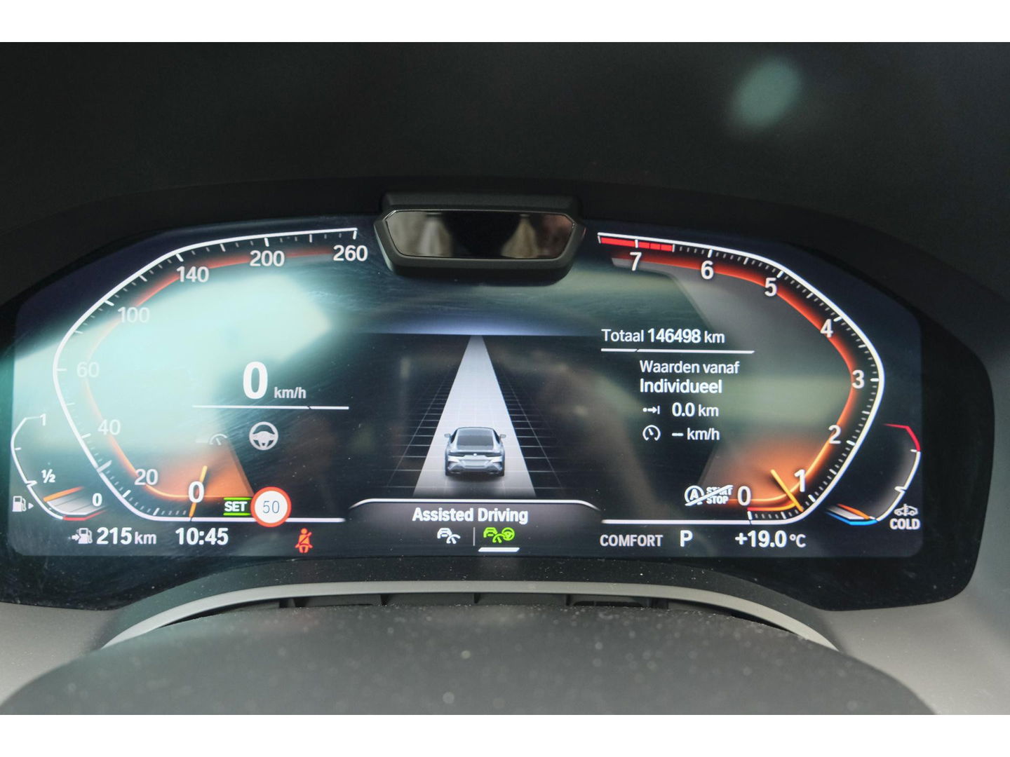 BMW 8 Serie Gran Coupé 840i 333pk M-sport xDrive Panoramadak M8 seats Bowers&Wilkins Stoelkoeling Aventurin Rot 20" LMV