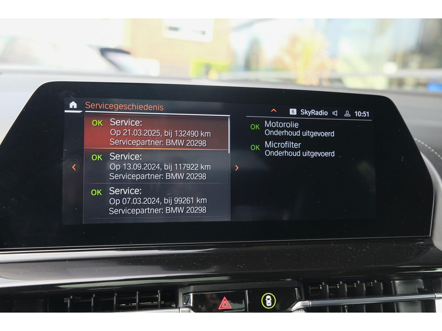 BMW 8 Serie Gran Coupé 840i 333pk M-sport xDrive Panoramadak M8 seats Bowers&Wilkins Stoelkoeling Aventurin Rot 20" LMV